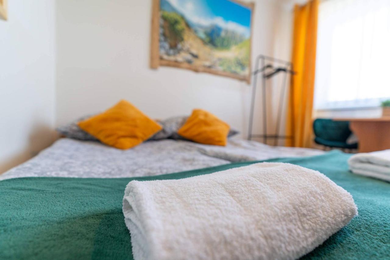 Widokowy Apartament - Pokoje Goscinne Banska Wyzna Ngoại thất bức ảnh
