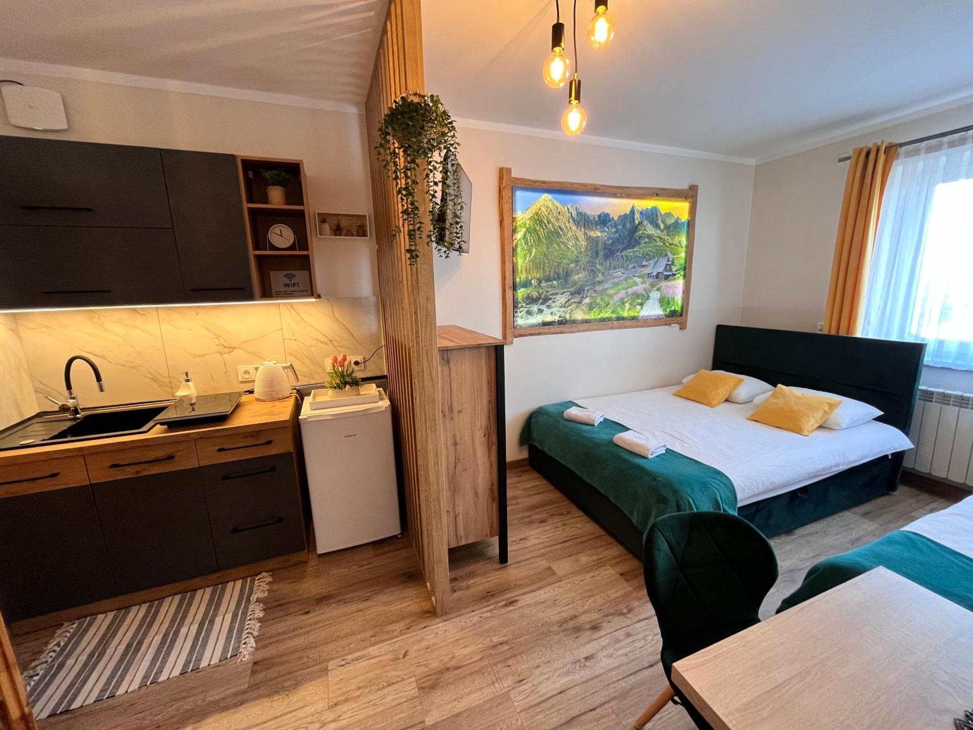 Widokowy Apartament - Pokoje Goscinne Banska Wyzna Ngoại thất bức ảnh