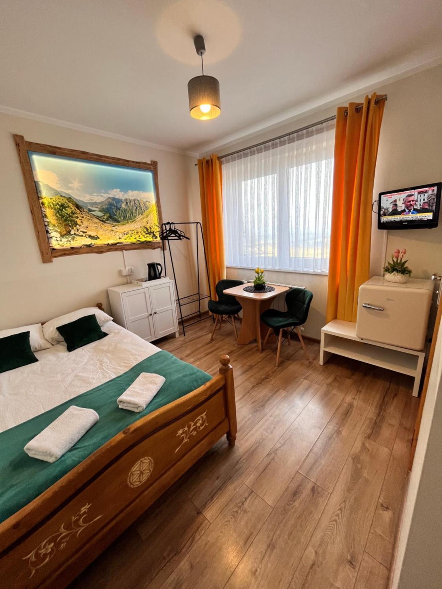 Widokowy Apartament - Pokoje Goscinne Banska Wyzna Ngoại thất bức ảnh