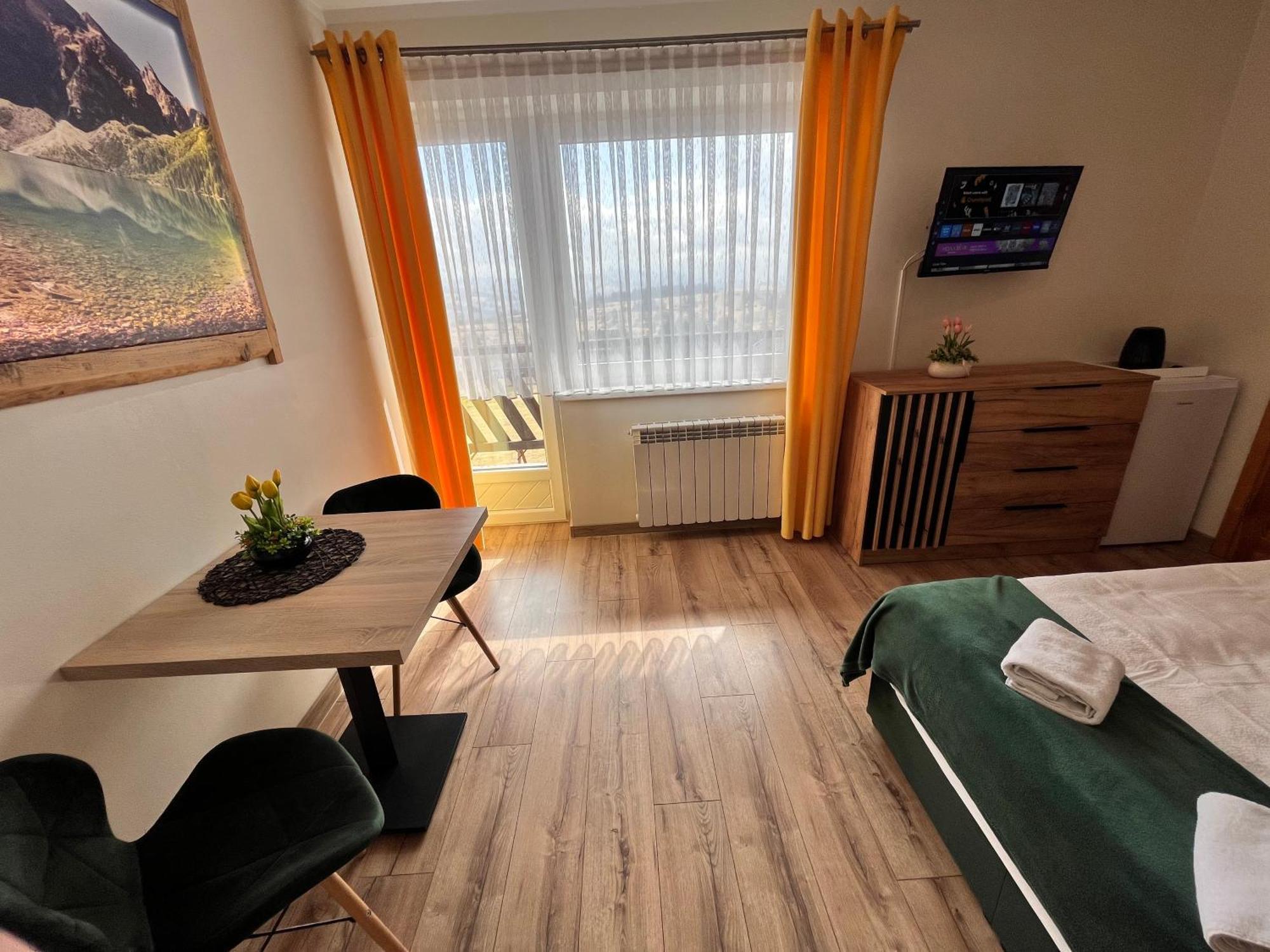 Widokowy Apartament - Pokoje Goscinne Banska Wyzna Ngoại thất bức ảnh