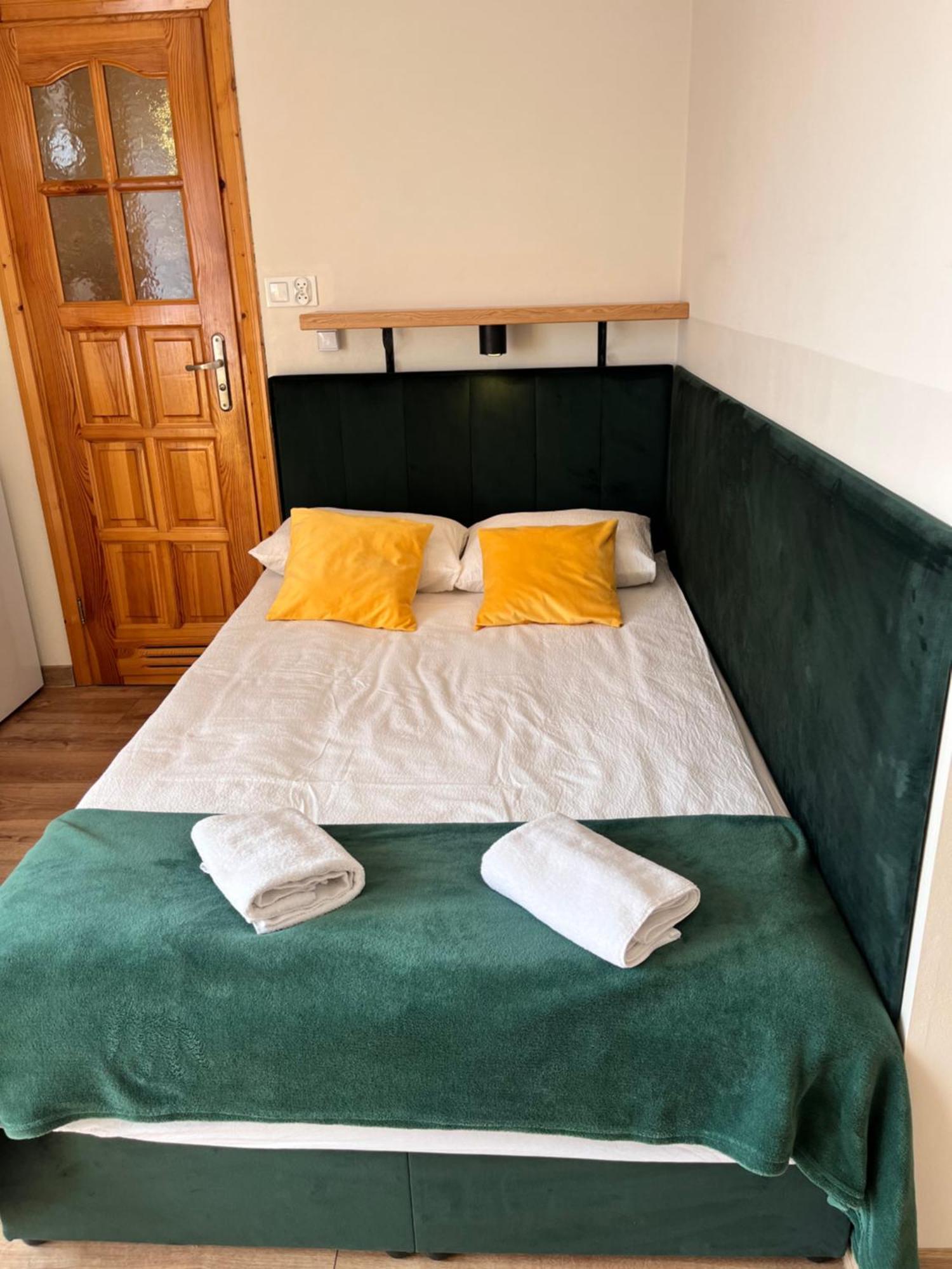 Widokowy Apartament - Pokoje Goscinne Banska Wyzna Ngoại thất bức ảnh